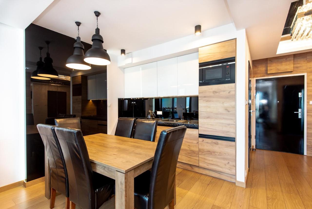 Super-Apartamenty International Fair Poznań Eksteriør bilde