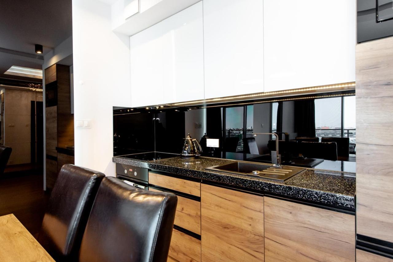Super-Apartamenty International Fair Poznań Eksteriør bilde
